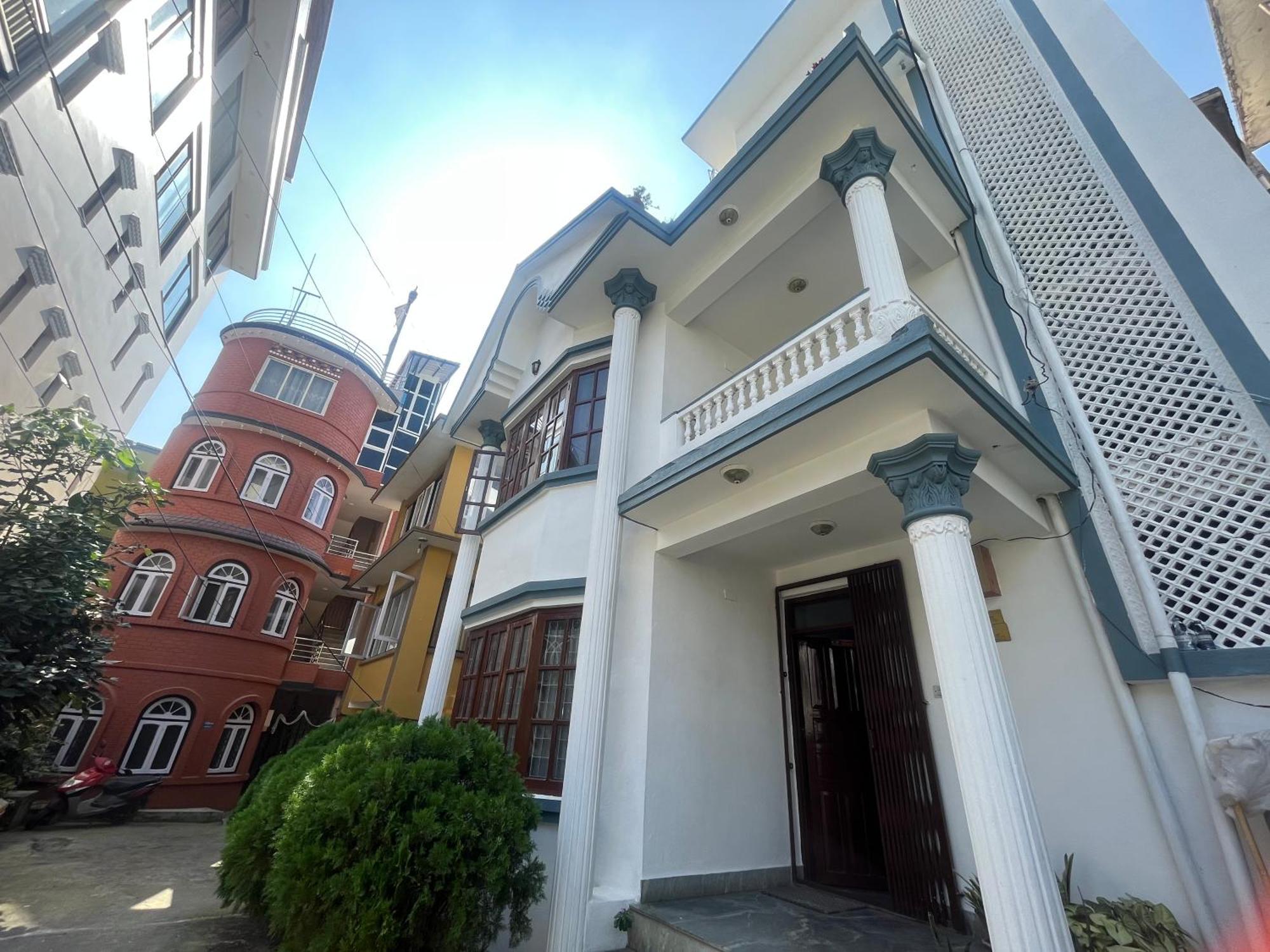Drakon Nest Homestay Kathmandu Exteriör bild