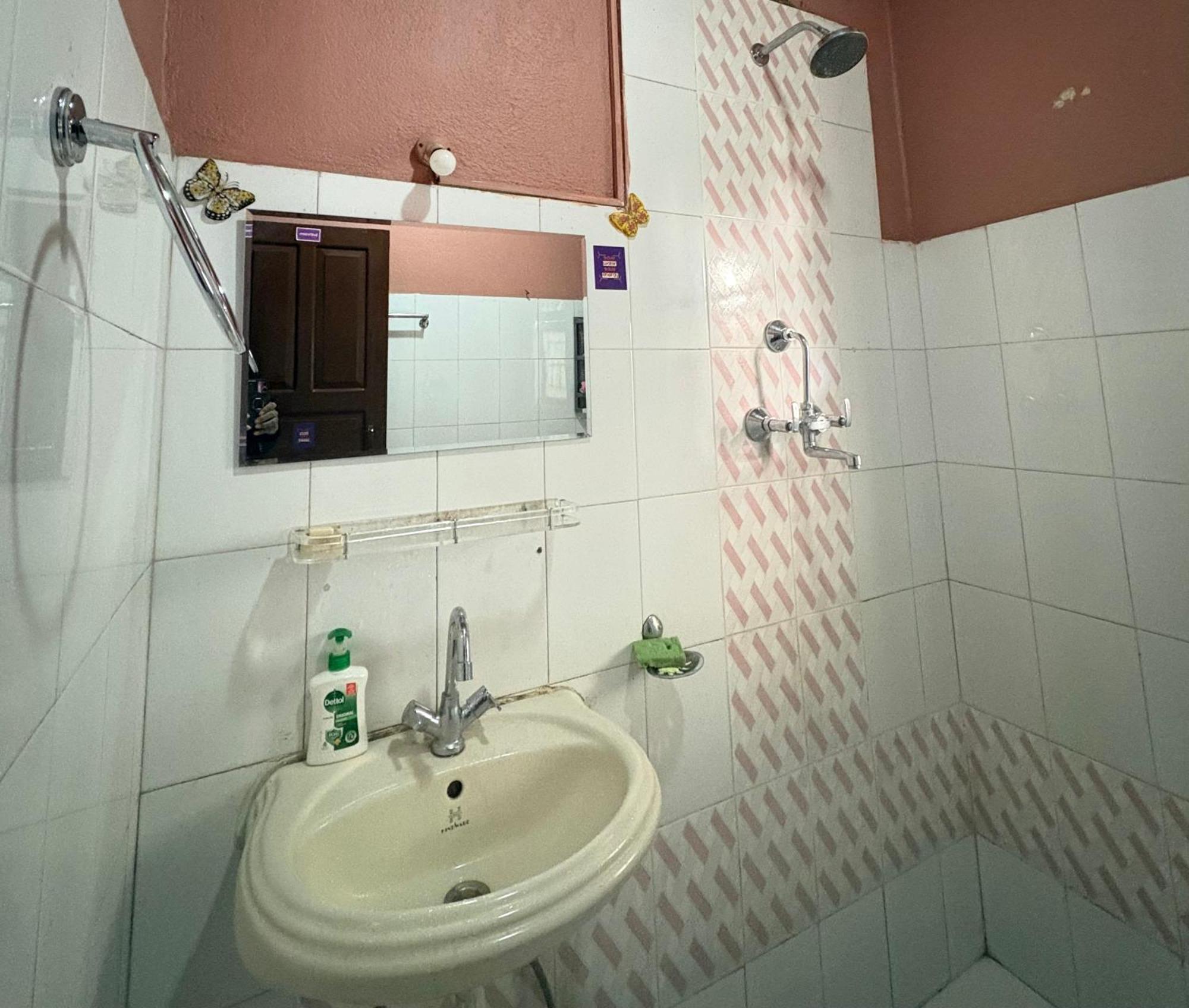 Drakon Nest Homestay Kathmandu Exteriör bild