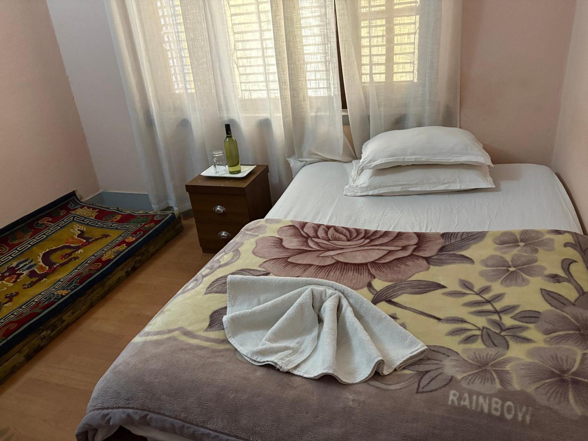 Drakon Nest Homestay Kathmandu Exteriör bild
